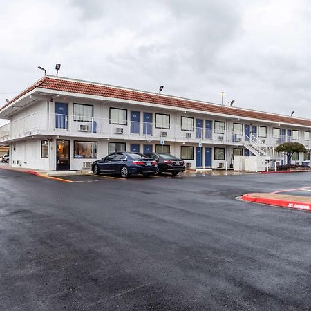 Motel 6-North Richland Hills, Tx מראה חיצוני תמונה
