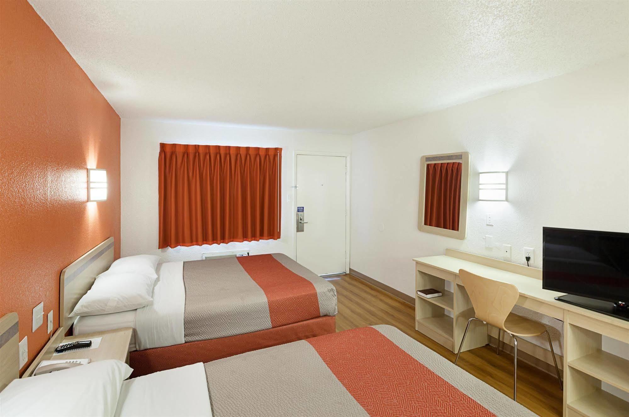 Motel 6-North Richland Hills, Tx מראה חיצוני תמונה
