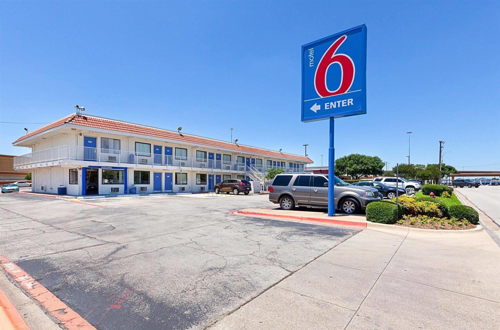 Motel 6-North Richland Hills, Tx מראה חיצוני תמונה