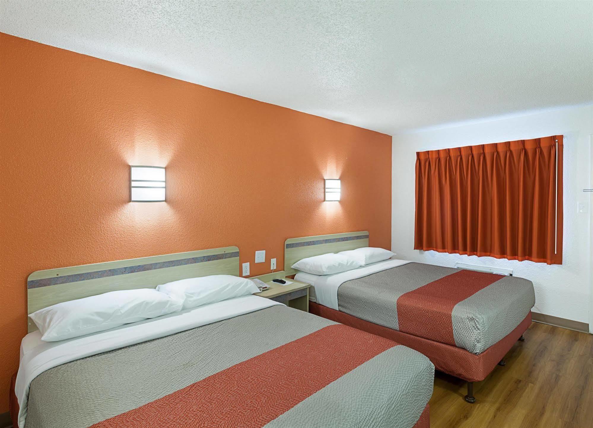 Motel 6-North Richland Hills, Tx מראה חיצוני תמונה