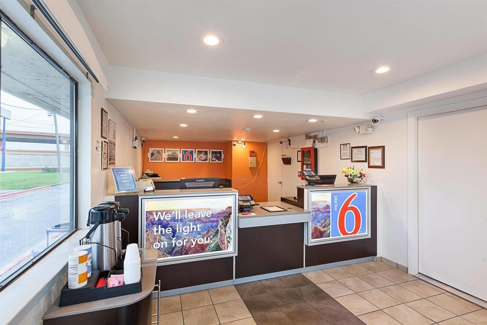 Motel 6-North Richland Hills, Tx מראה חיצוני תמונה
