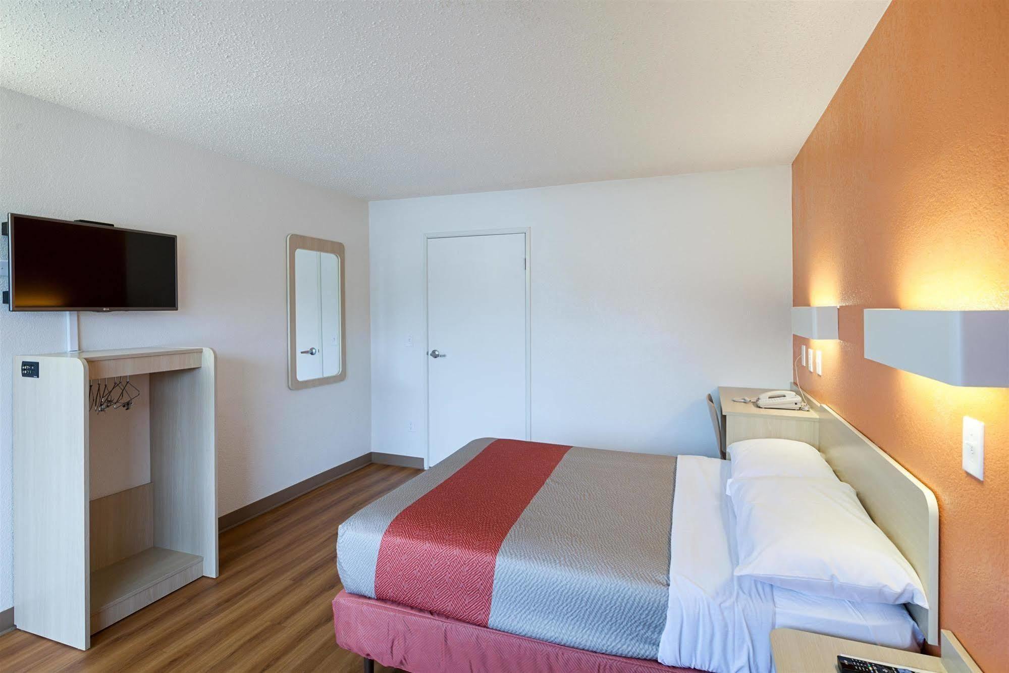 Motel 6-North Richland Hills, Tx מראה חיצוני תמונה