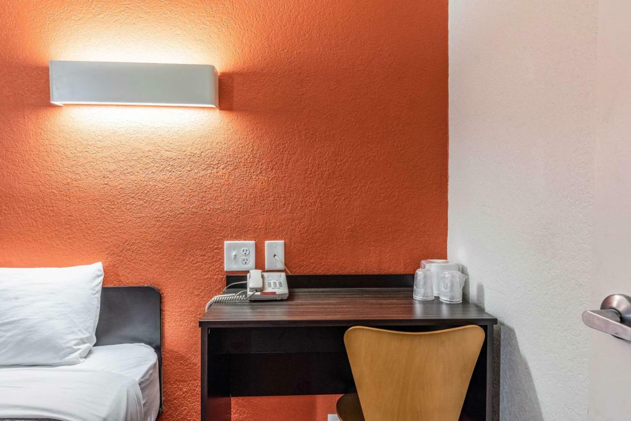 Motel 6-North Richland Hills, Tx מראה חיצוני תמונה